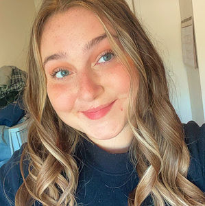 Meet your Posher, Kelsey